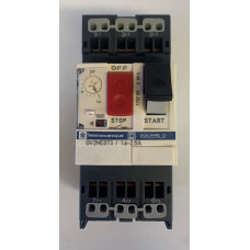 Square D Thermal Magnetic Motor Circuit Breaker, 690 VAC, 2.5 A, 3-Pole, 2.5 W (Brand New Boxed)