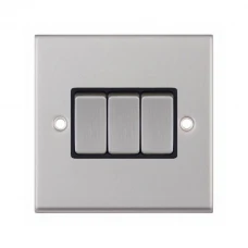 Selectric 7MPRO-203 Satin Chrome 3 Gang 10A 2 Way Switch with Black Insert