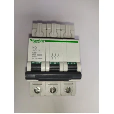 Schneider LoadCentre KQ 10A C Triple Pole MCB SQUARE D