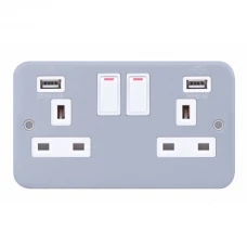 Selectric Metal Clad 2 Gang 13A Switched Socket with USB Outlet