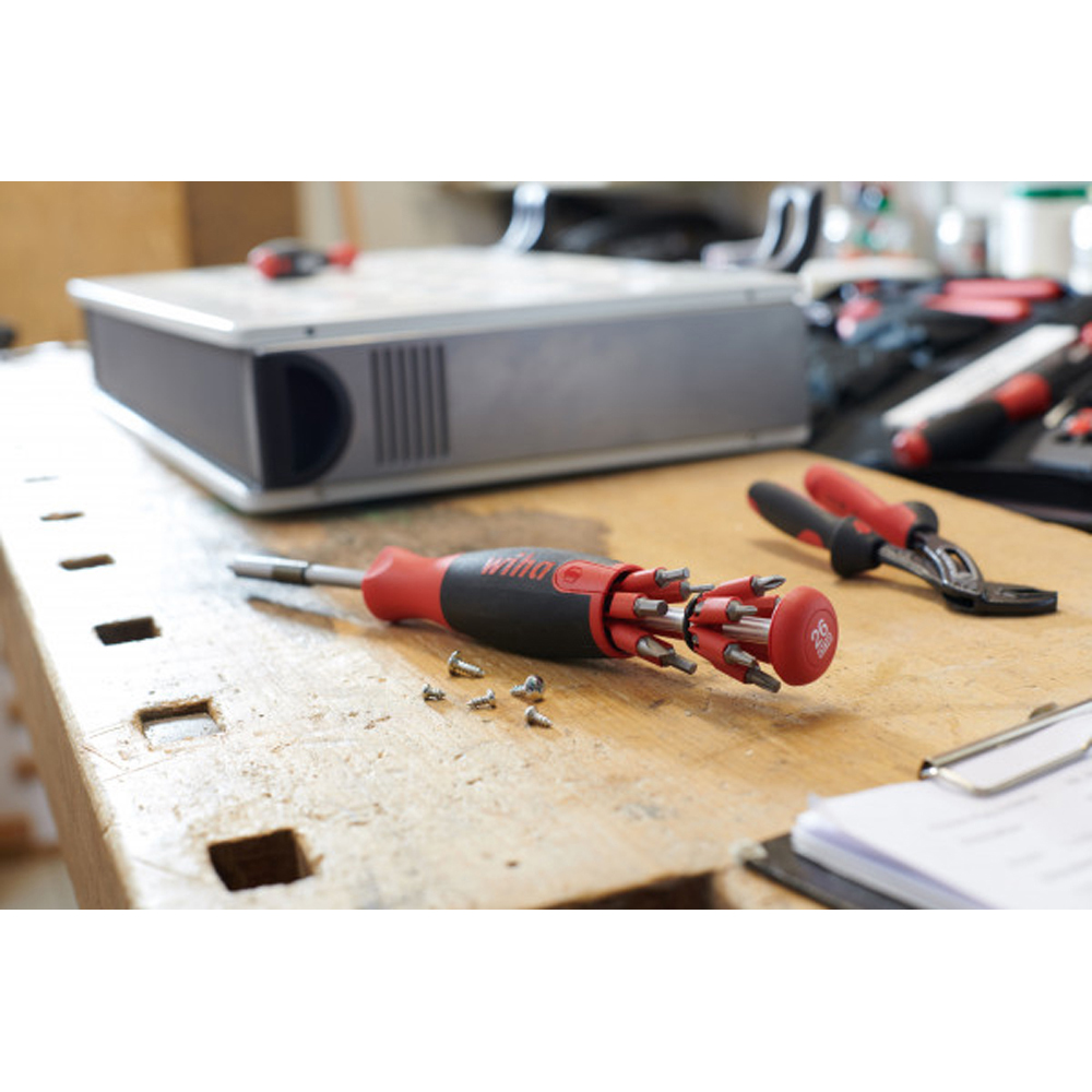 Wiha Screwdriver with Bit Magazine LiftUp 26one®