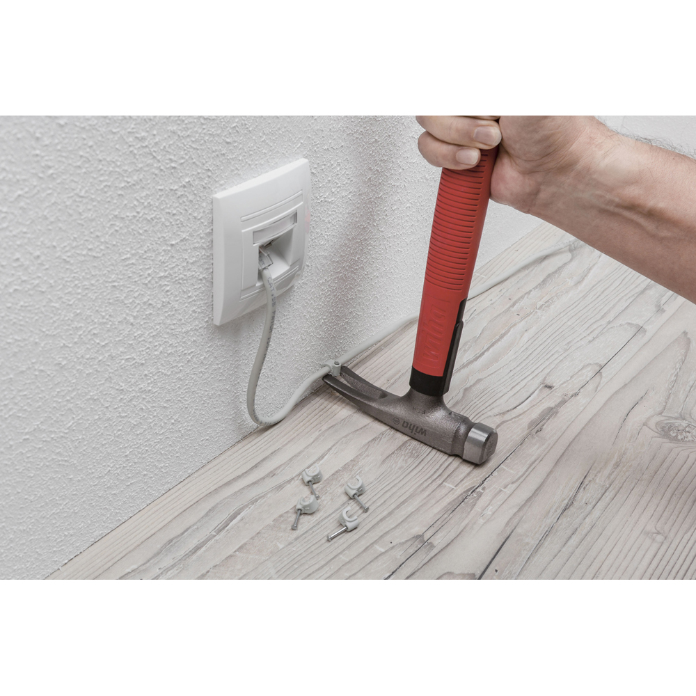Wiha Electricians Compact Steel Claw Hammer With Ergonomic Handle 300g