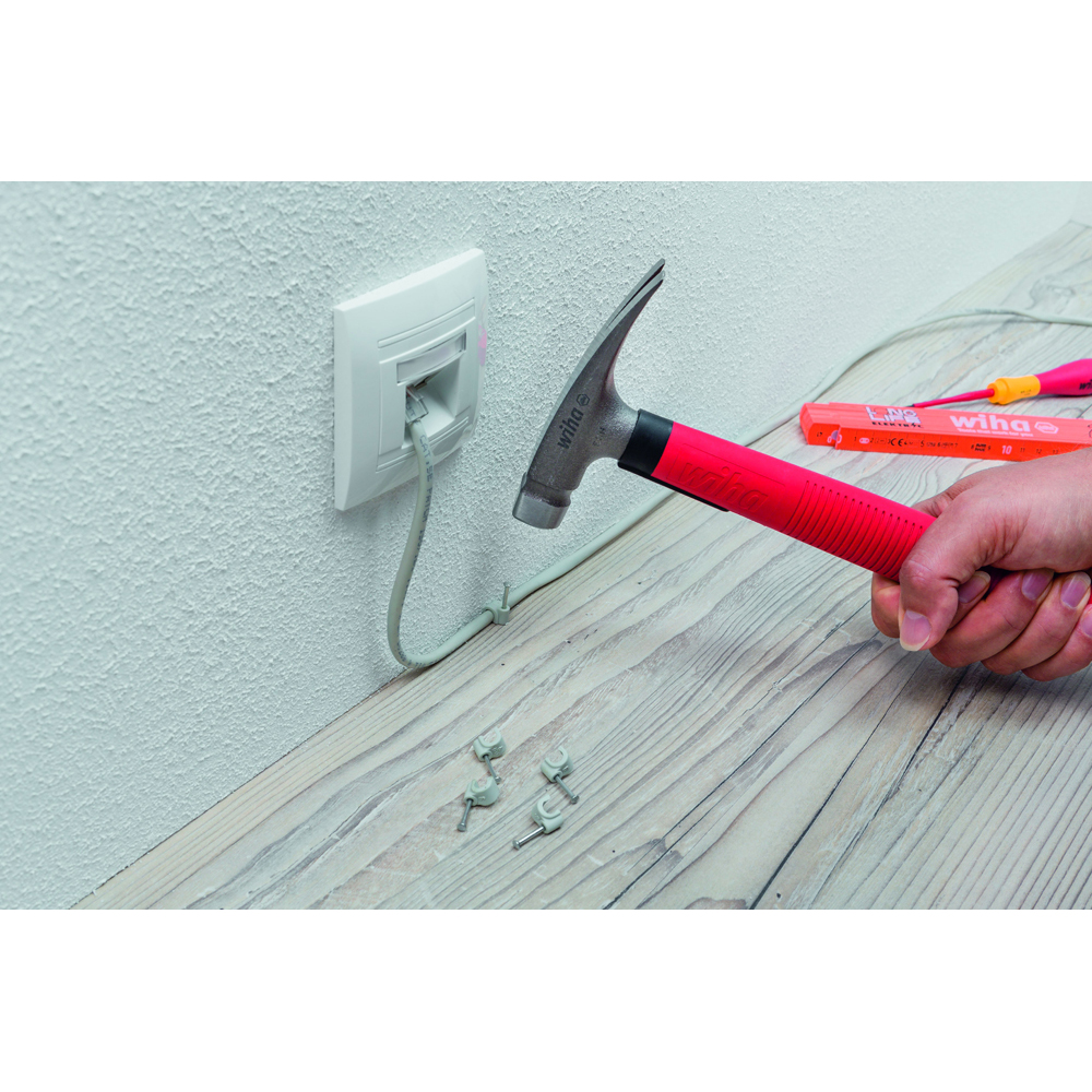 Wiha Electricians Compact Steel Claw Hammer With Ergonomic Handle 300g