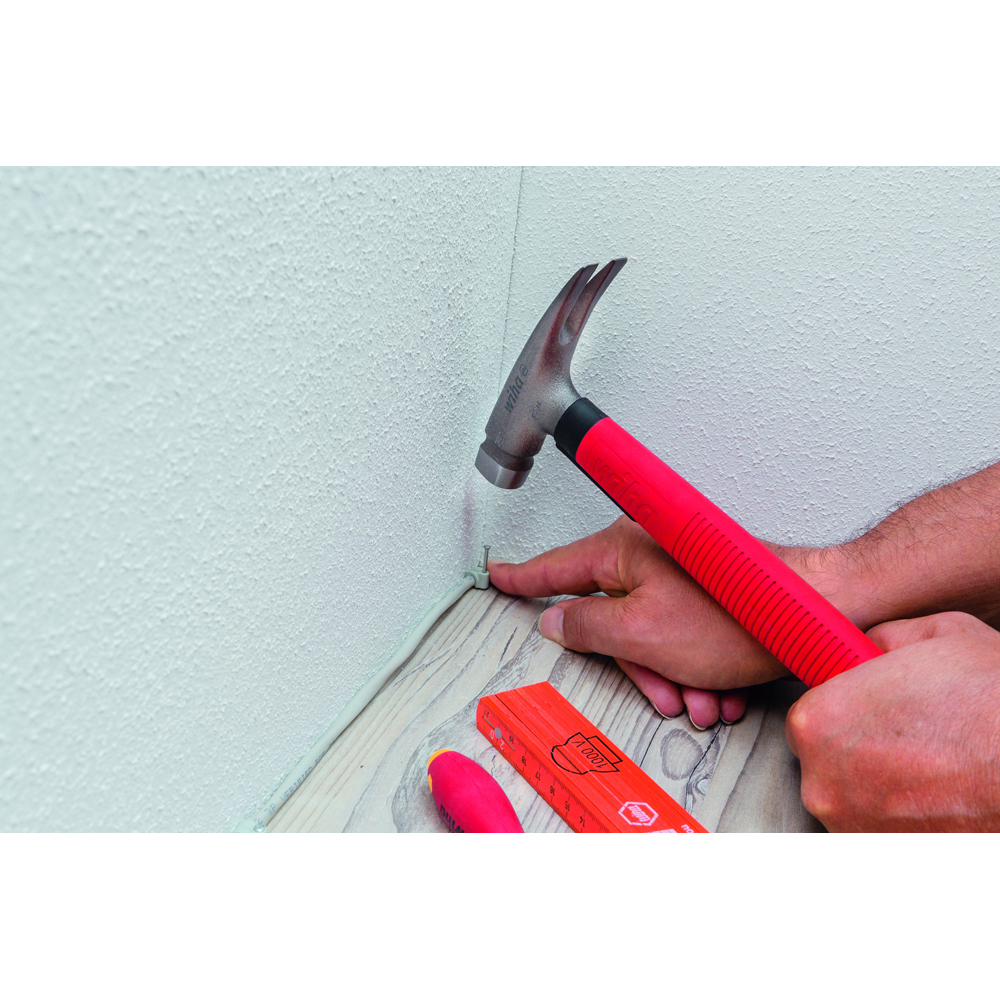 Wiha Electricians Compact Steel Claw Hammer With Ergonomic Handle 300g