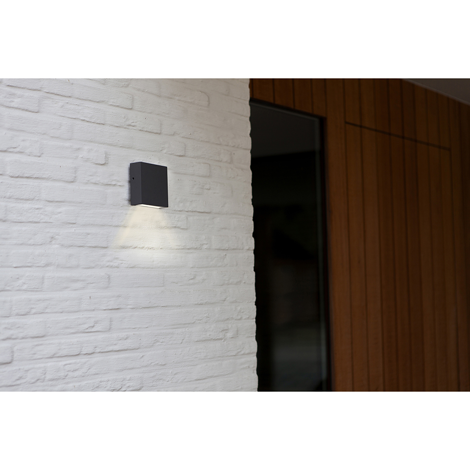 GEMINI XF IP54 INTEGRATED LED WALL LIGHT IN DARK GREY 800 LUMEN 4000K