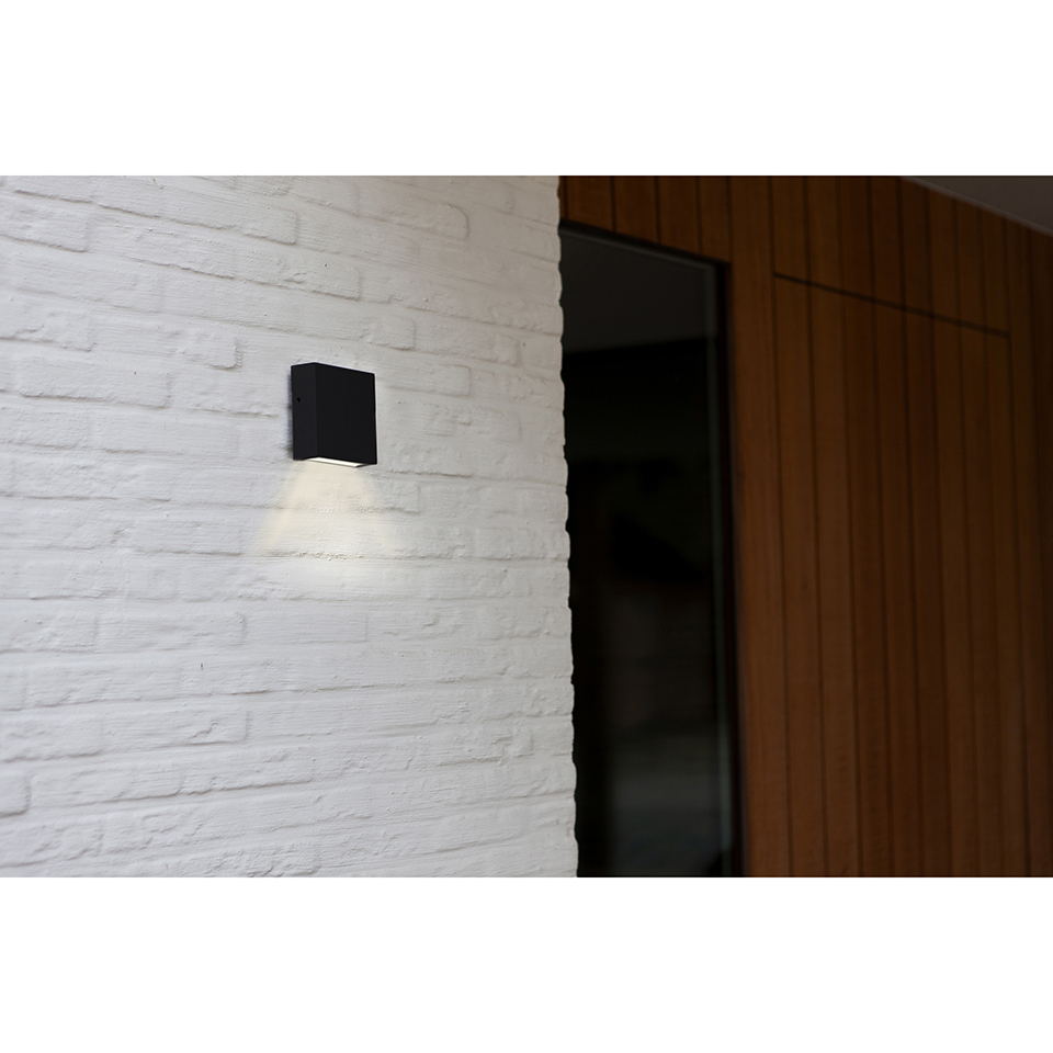 GEMINI XF IP54 INTEGRATED LED WALL LIGHT IN MATT BLACK 800 LUMEN 3000K