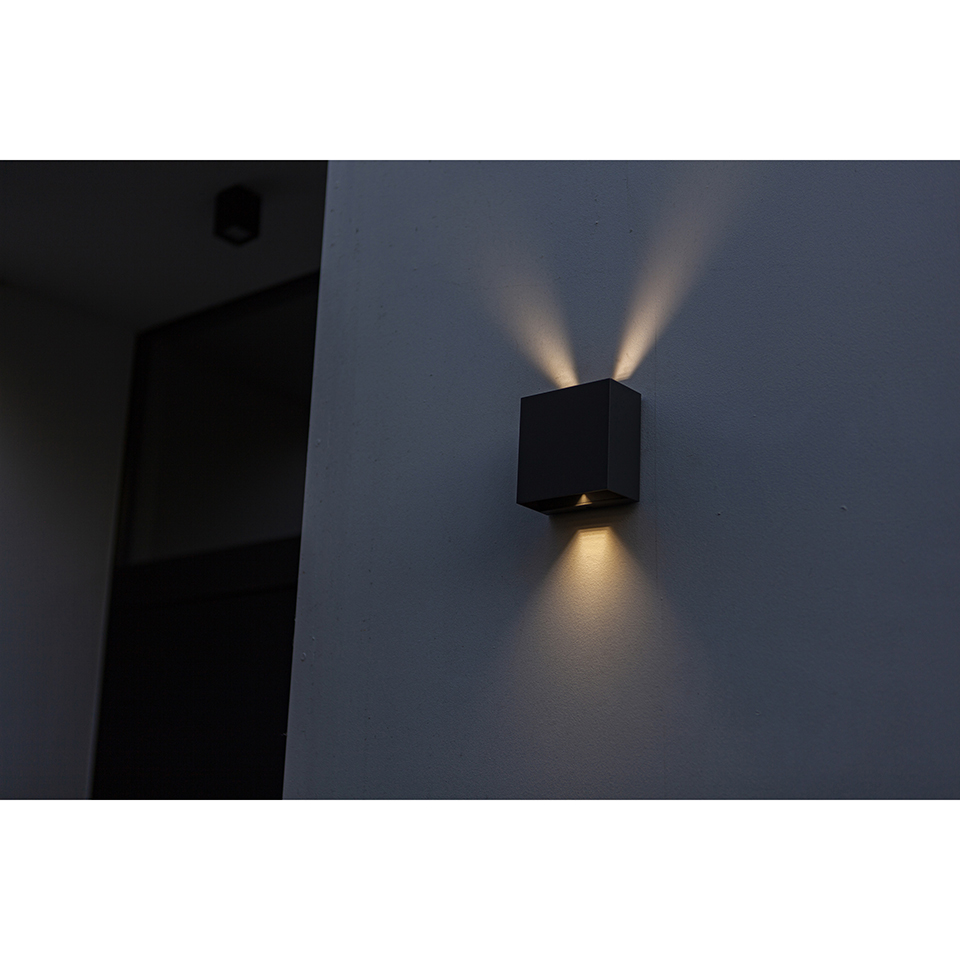GEMINI BEAMS IP54 INTEGRATED LED WALL LIGHT IN MATT BLACK 400 LUMEN 3000K