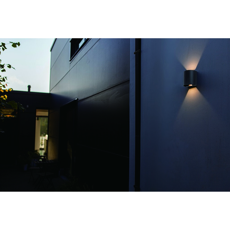 GEMINI BEAMS ROUND IP54 INTEGRATED LED WALL LIGHT IN BLACK 400 LUMEN 3000K