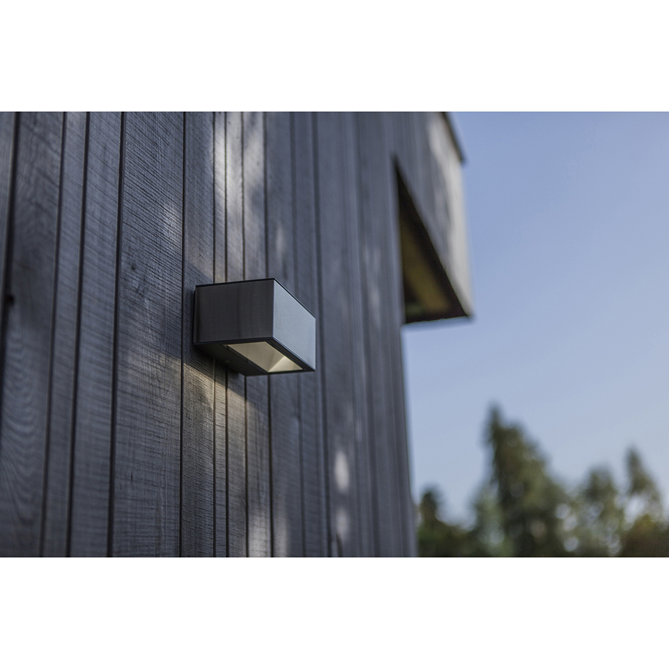 GEMINI IP54 INTEGRATED LED WALL LIGHT IN DARK GREY 500 LUMEN 4000K