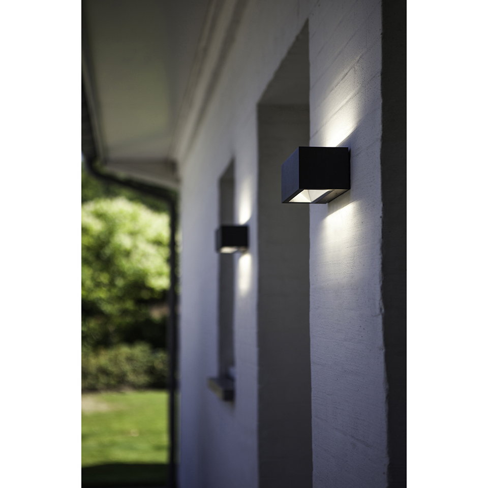 GEMINI IP54 INTEGRATED LED WALL LIGHT IN MATT BLACK 1230 LUMEN 3000K