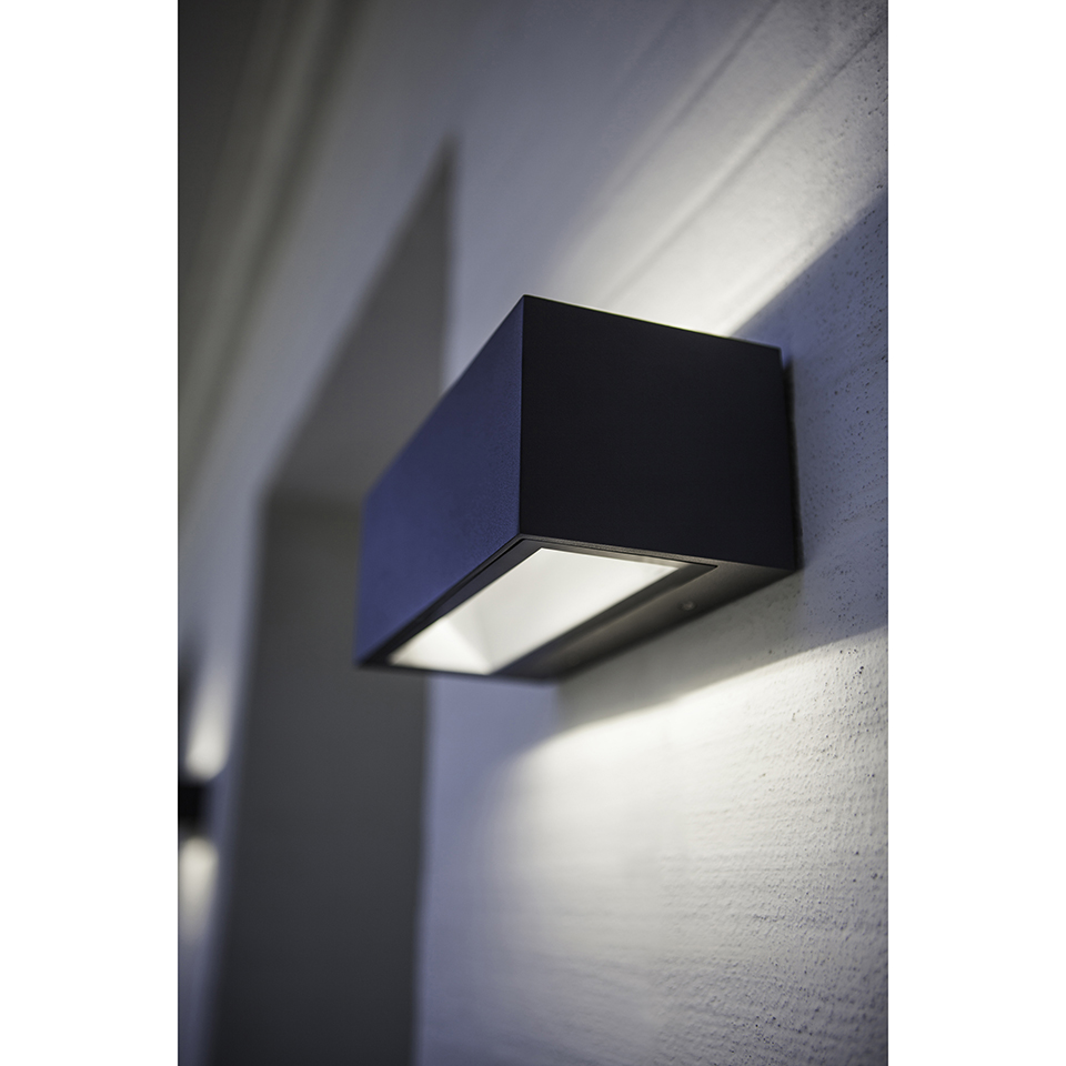 GEMINI IP54 INTEGRATED LED WALL LIGHT IN DARK GREY 1230 LUMEN 3000K