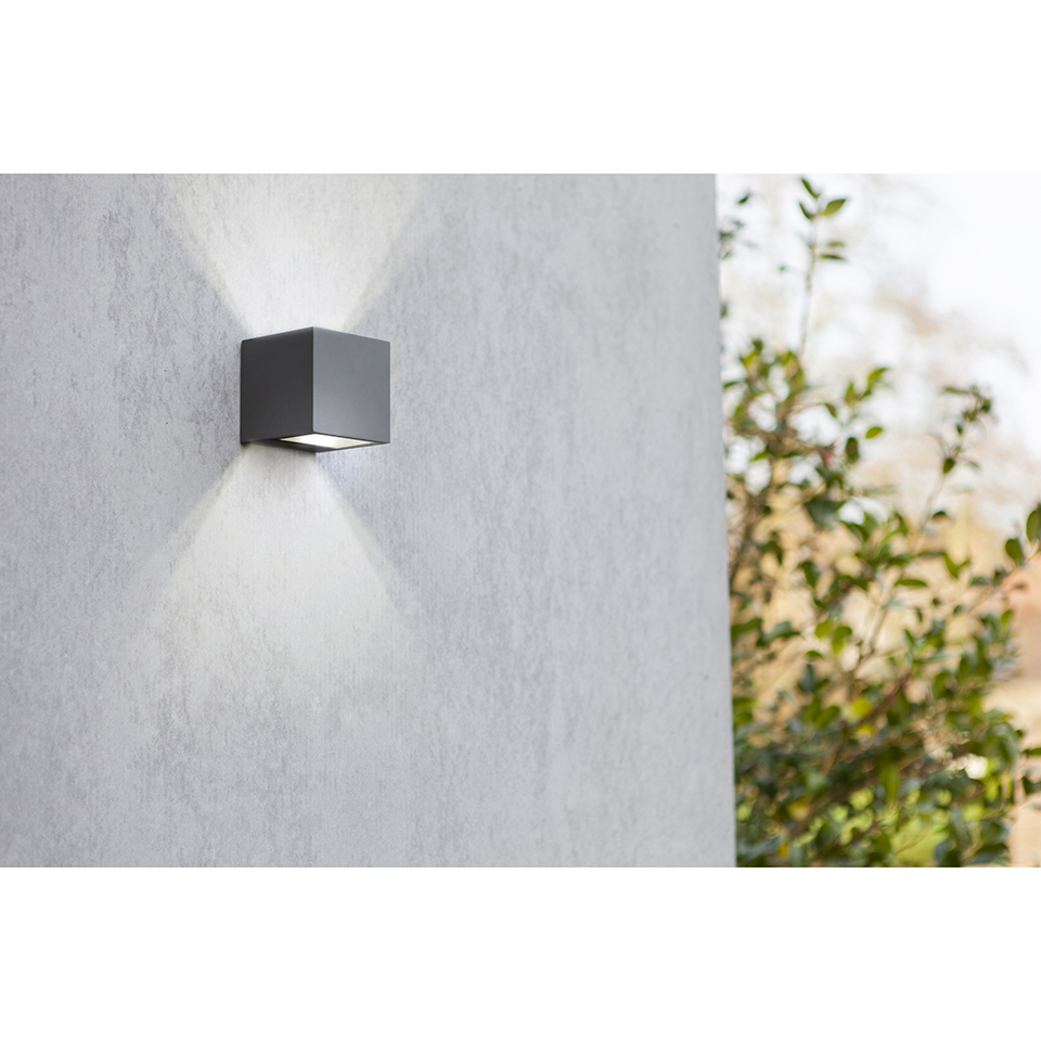 GEMINI IP54 INTEGRATED LED WALL LIGHT IN DARK GREY 850 LUMEN 4000K
