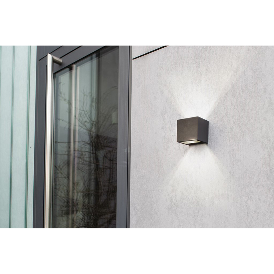 GEMINI IP54 INTEGRATED LED WALL LIGHT IN DARK GREY 850 LUMEN 4000K