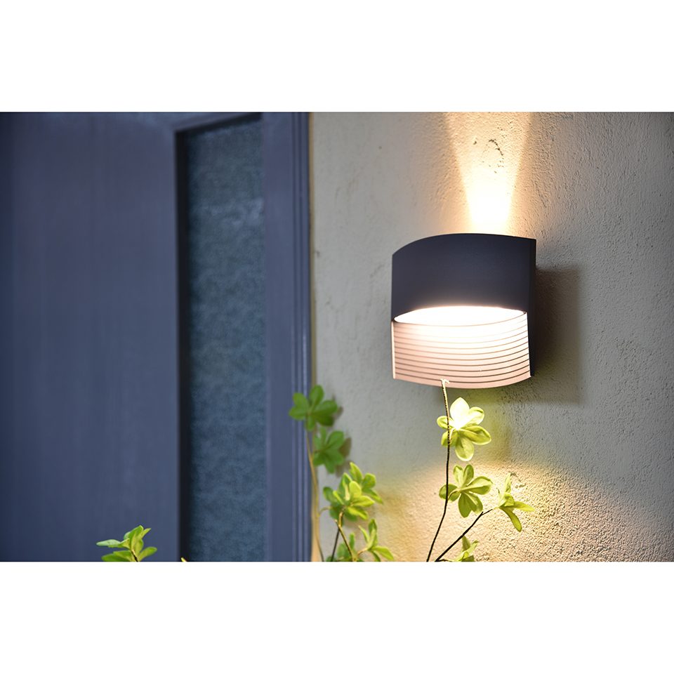 LOTUS IP54 INTEGRATED LED WALL LIGHT IN DARK GREY 500 LUMEN 3000K
