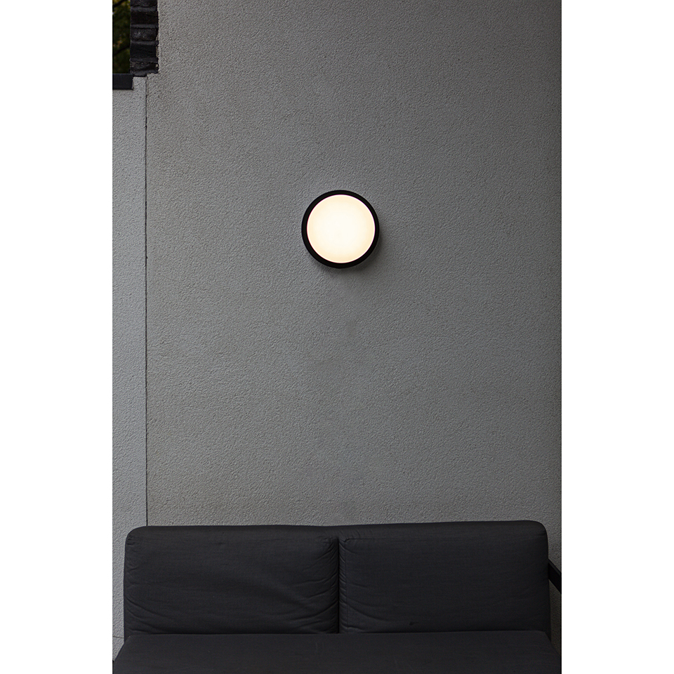 GOLETA IP54 INTEGRATED LED WALL LIGHT IN MATT BLACK 1700 LUMEN 4000/3000K