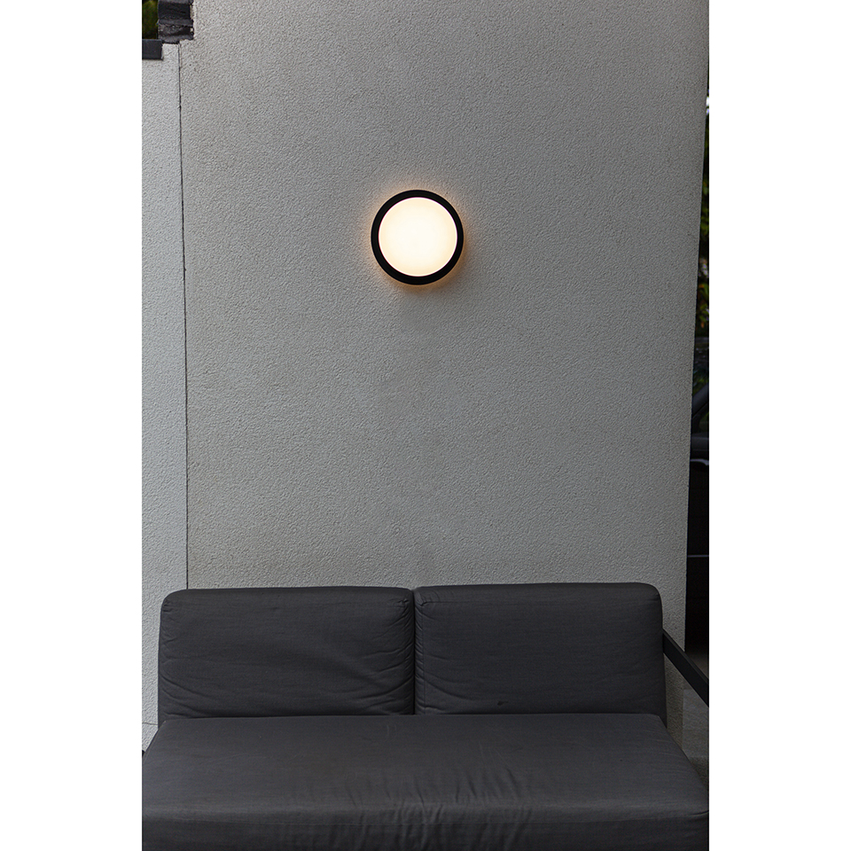 GOLETA IP54 INTEGRATED LED WALL LIGHT IN MATT BLACK 1700 LUMEN 4000/3000K