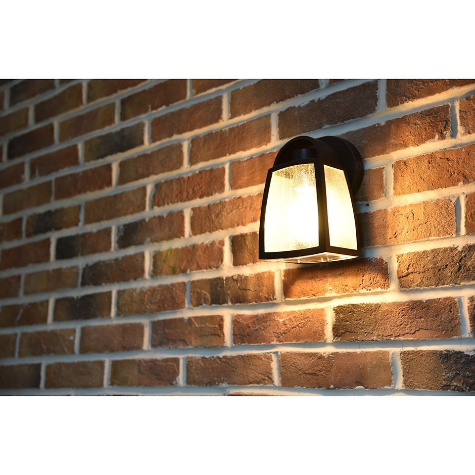 KELSEY IP44 E27 WALL LIGHT IN BLACK WITH WATER GLASS