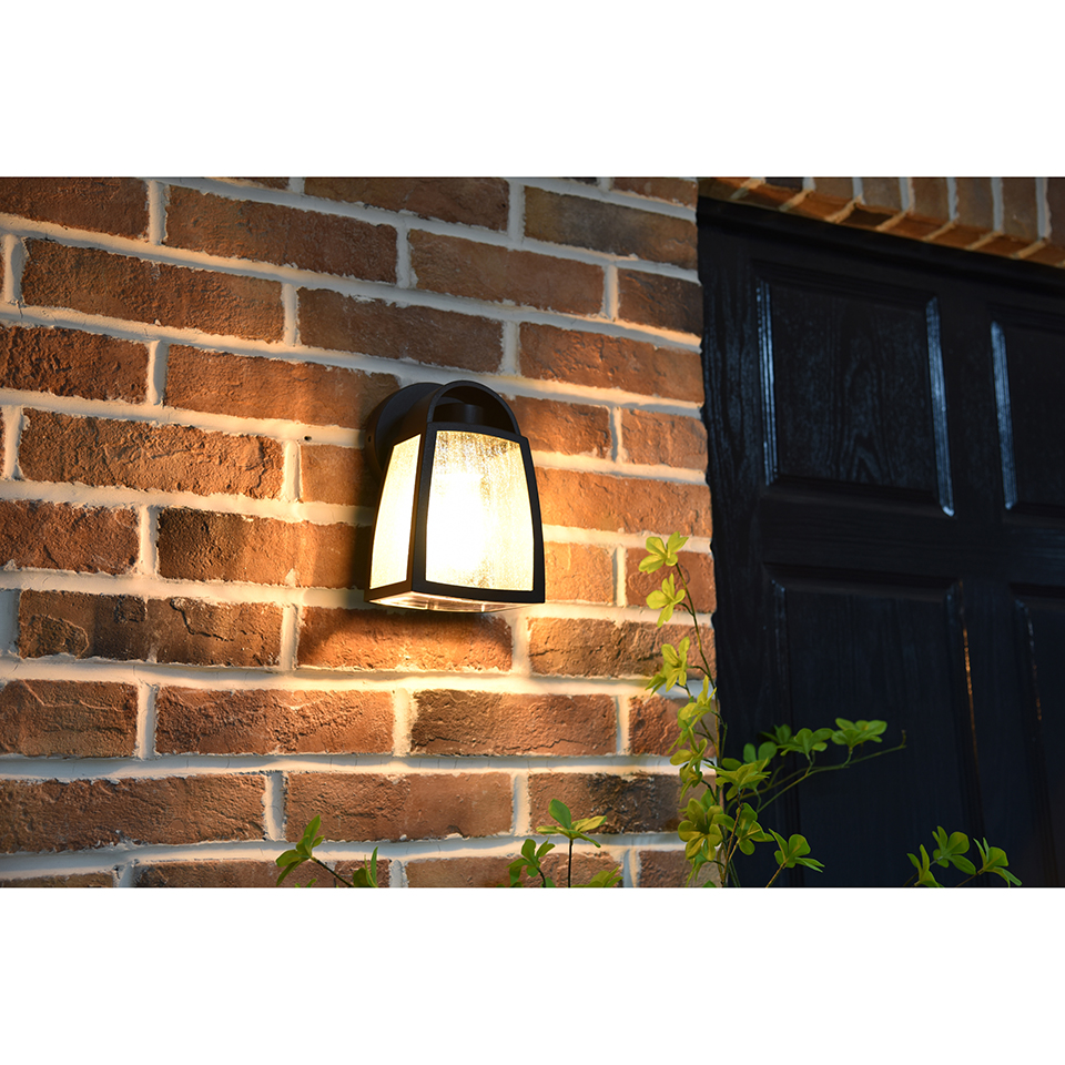 KELSEY IP44 E27 WALL LIGHT IN BLACK WITH WATER GLASS