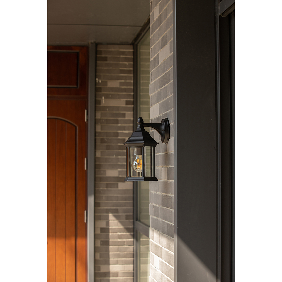 DORSET IP23 E27 WALL LIGHT IN BLACK