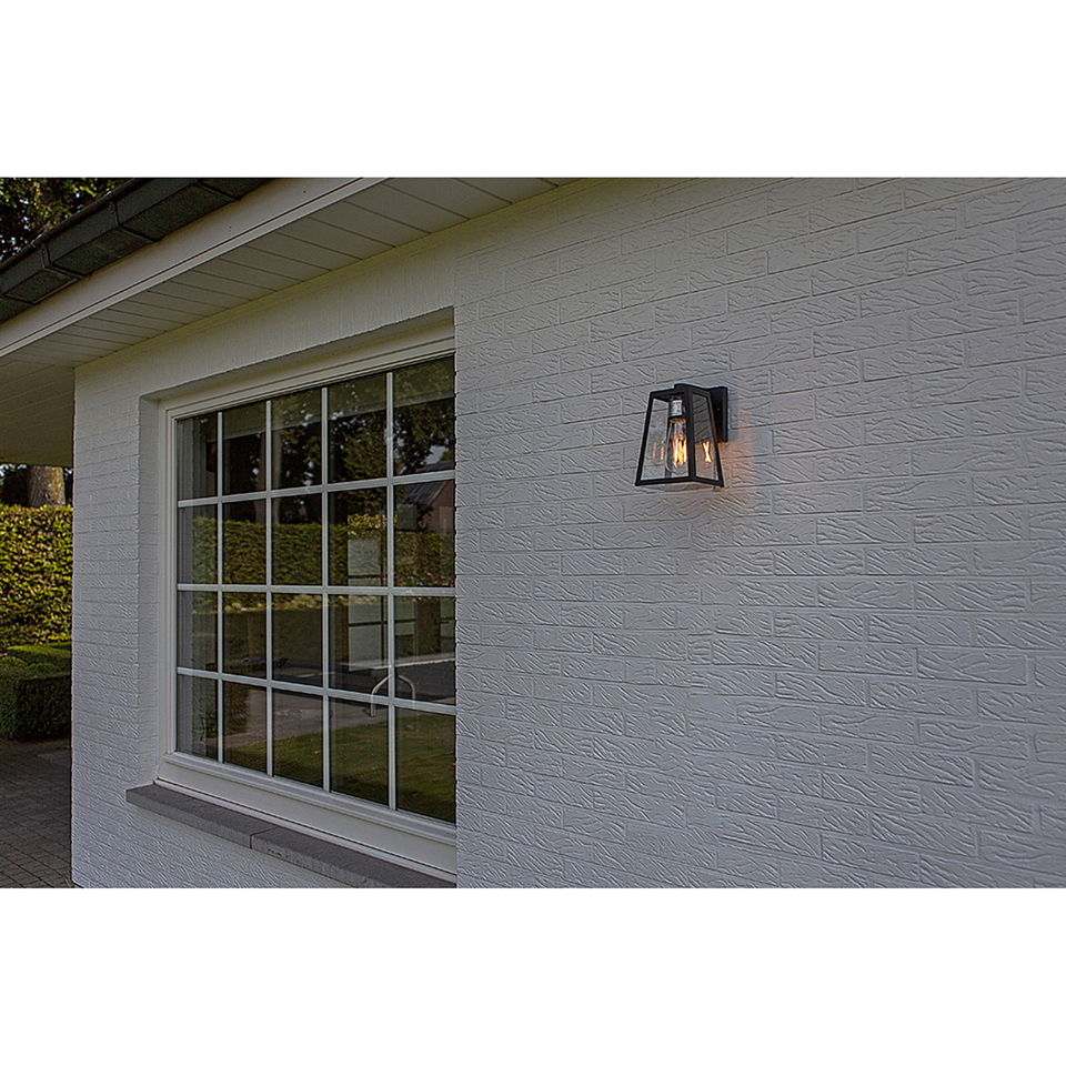 FIA IP44 E27 WALL LIGHT IN MATT BLACK