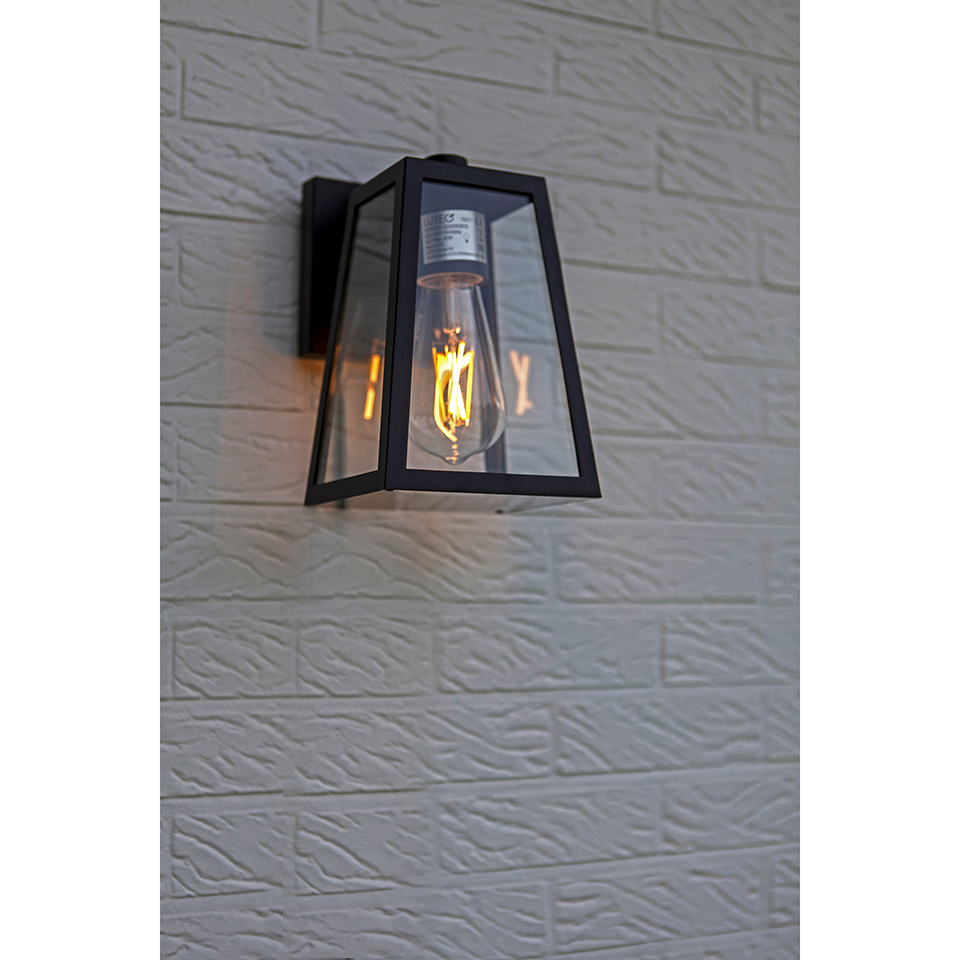 FIA IP44 E27 WALL LIGHT IN MATT BLACK