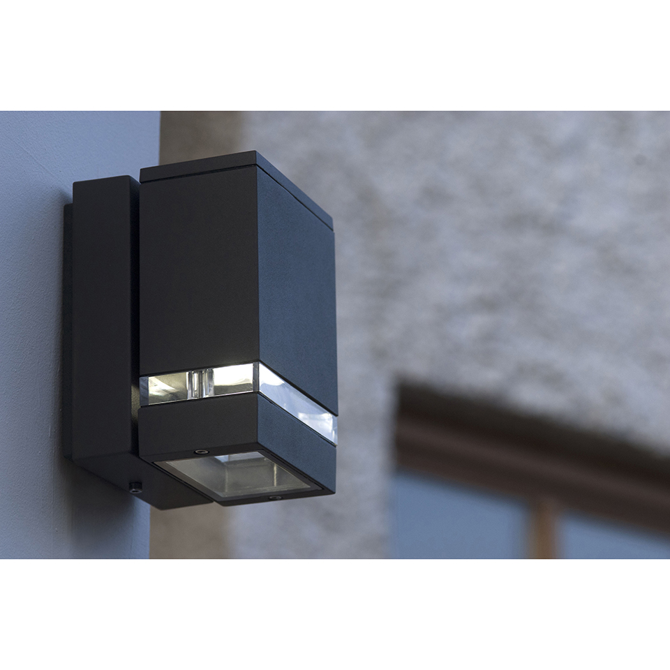 FOCUS IP44 INTEGRATED LED WALL LIGHT IN DARK GREY 150 LUMEN 4000K