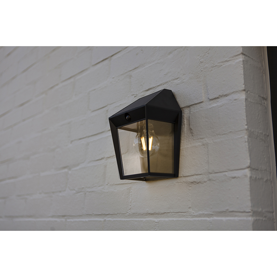AVONY SOLAR WALL LIGHT PIR E27 W/BULB BLACK