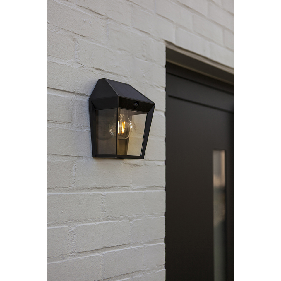 AVONY SOLAR WALL LIGHT PIR E27 W/BULB BLACK