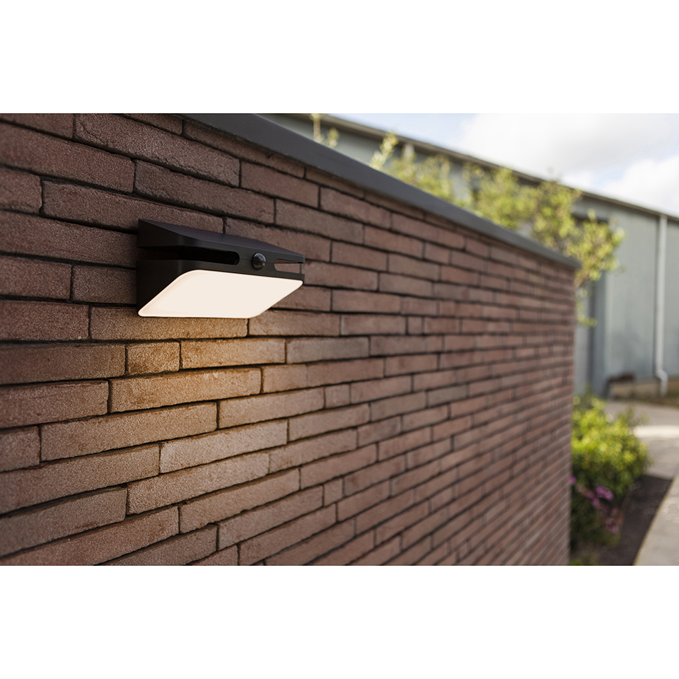 AERO SOLAR LED WALL LIGHT PIR BLACK