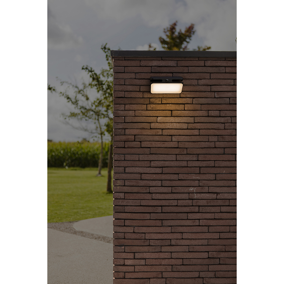AERO SOLAR LED WALL LIGHT PIR BLACK