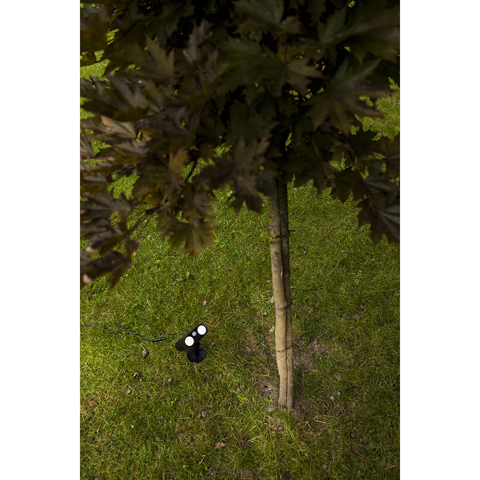 BINGO SOLAR LED SPIKE OR WALL LIGHT PIR BLACK