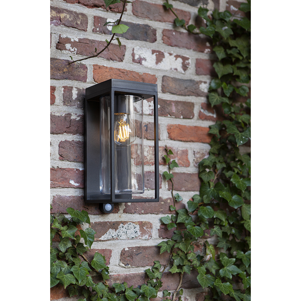 FLAIR SOLAR WALL LIGHT PIR E27 W/BULB BLACK