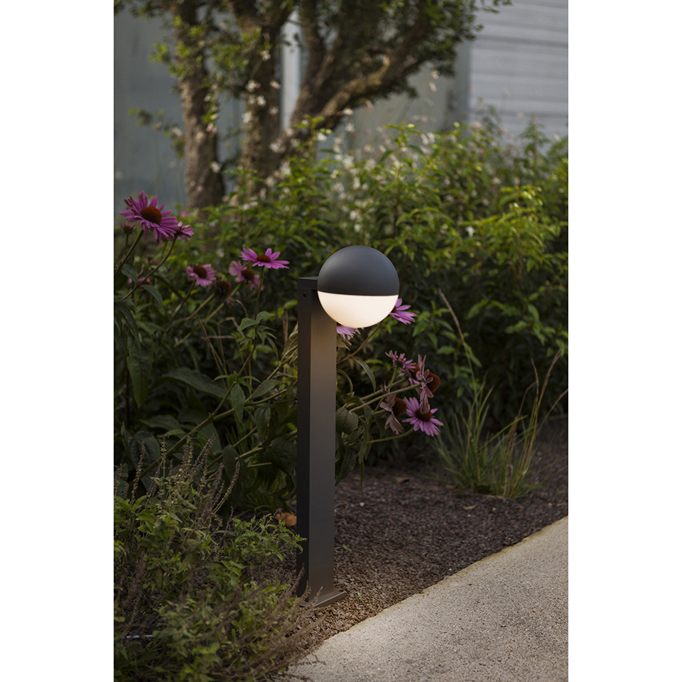 CORNICHE IP44 E27 STANDING LIGHT IN BLACK