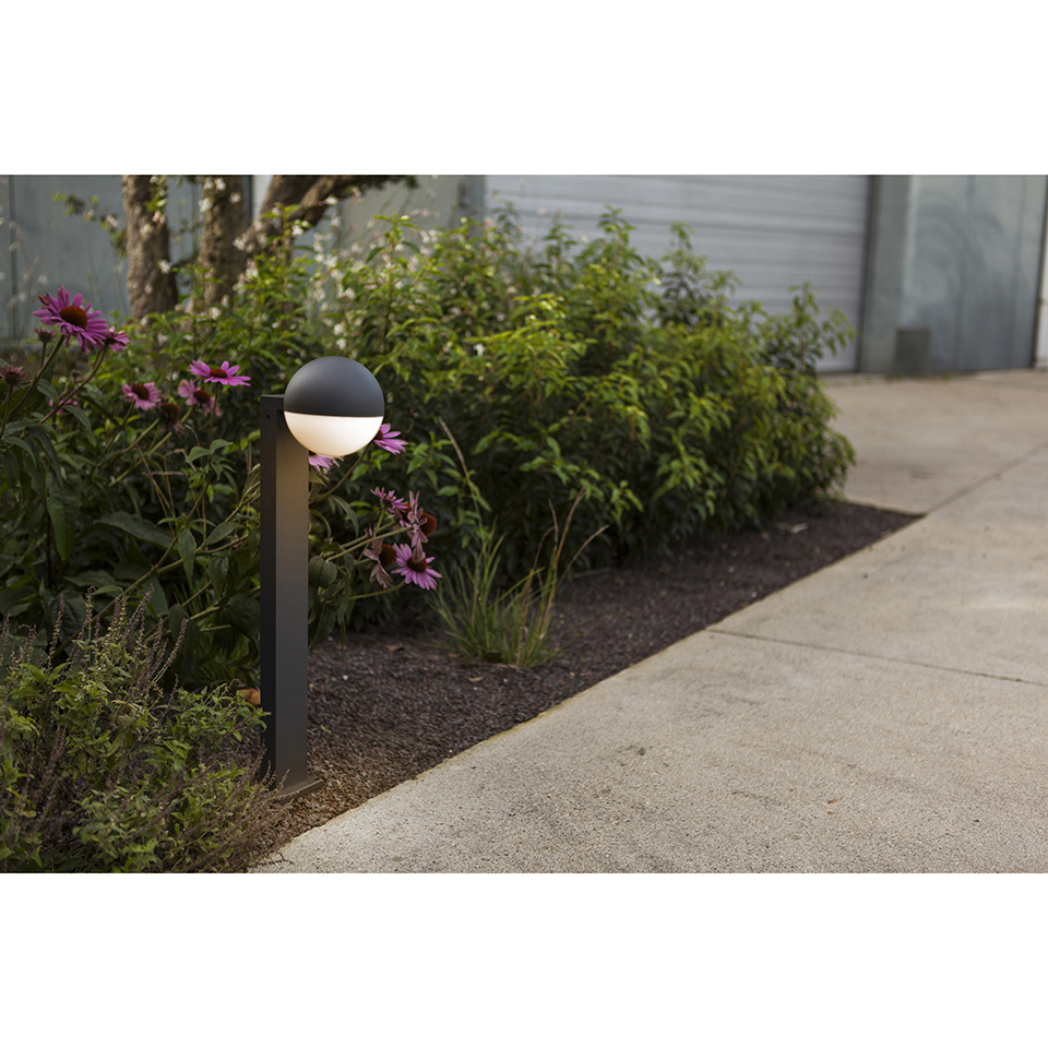 CORNICHE IP44 E27 STANDING LIGHT IN BLACK