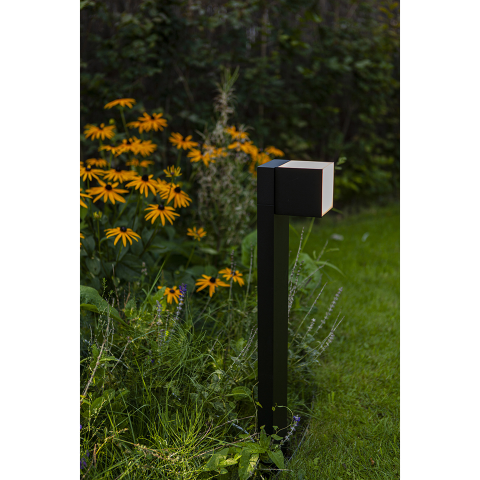 CUBA IP54 INTEGRATED LED BOLLARD LIGHT IN MATT BLACK 600 LUMEN 3000K