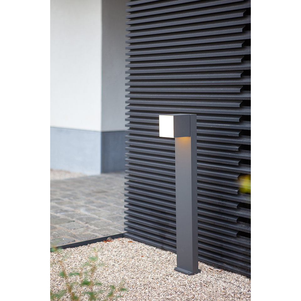 CUBA IP54 INTEGRATED LED POLE LIGHT WITH ADJUSTABLE HEAD IN DARK GREY 600 LUMEN 3000K