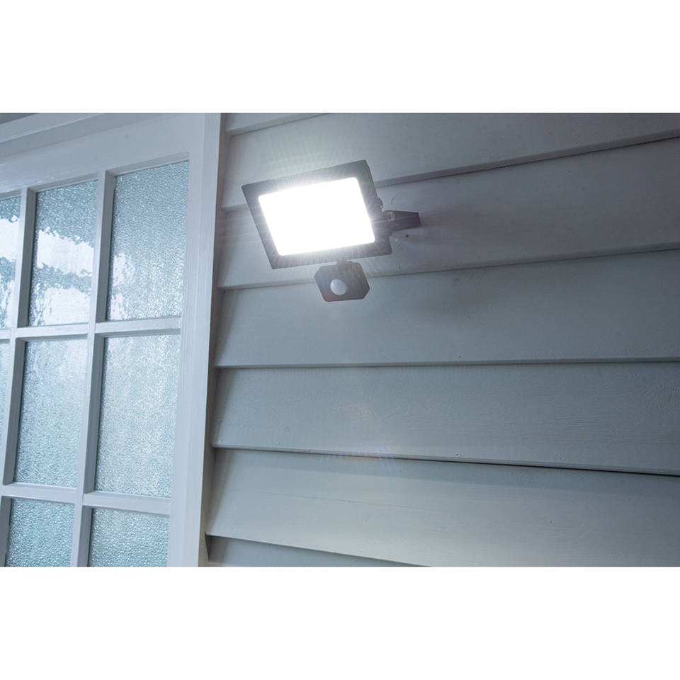 HALO 30W, 2850lm LED Floodlight with PIR