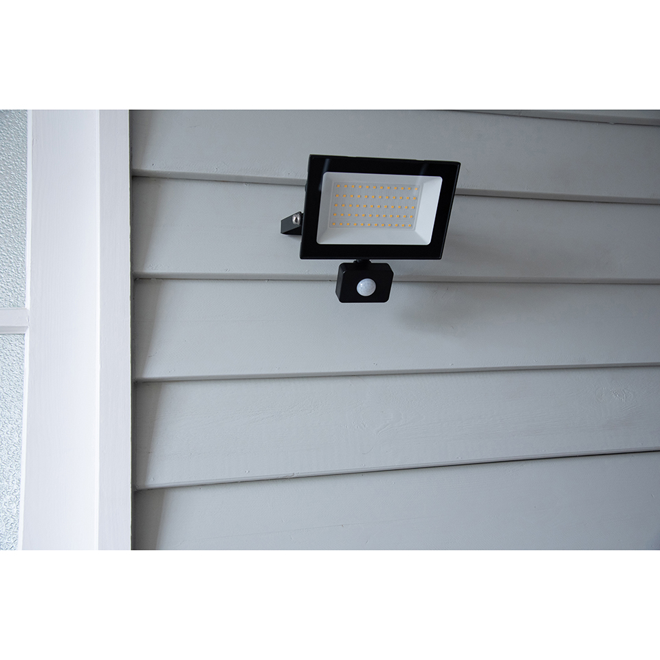 HALO 30W, 2850lm LED Floodlight with PIR