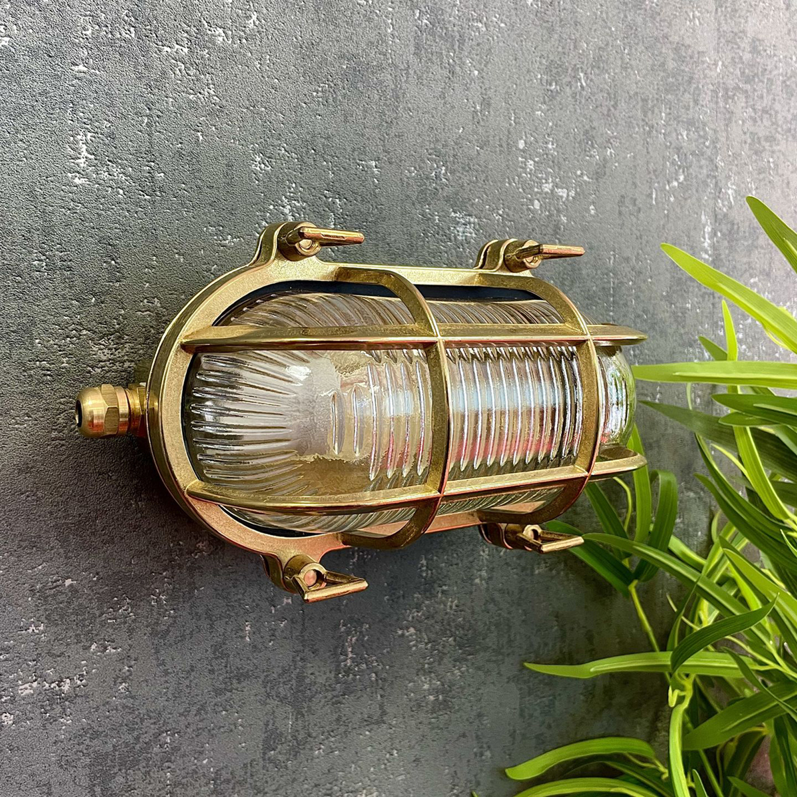 Horatio Junior Bulkhead (Raw Brass)