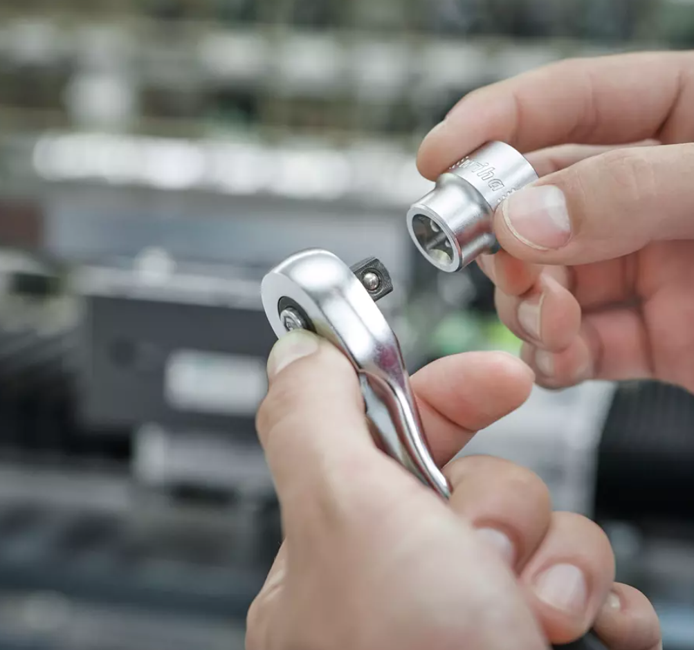 Wiha 45625 3/8″ Drive Reversible Ratchet