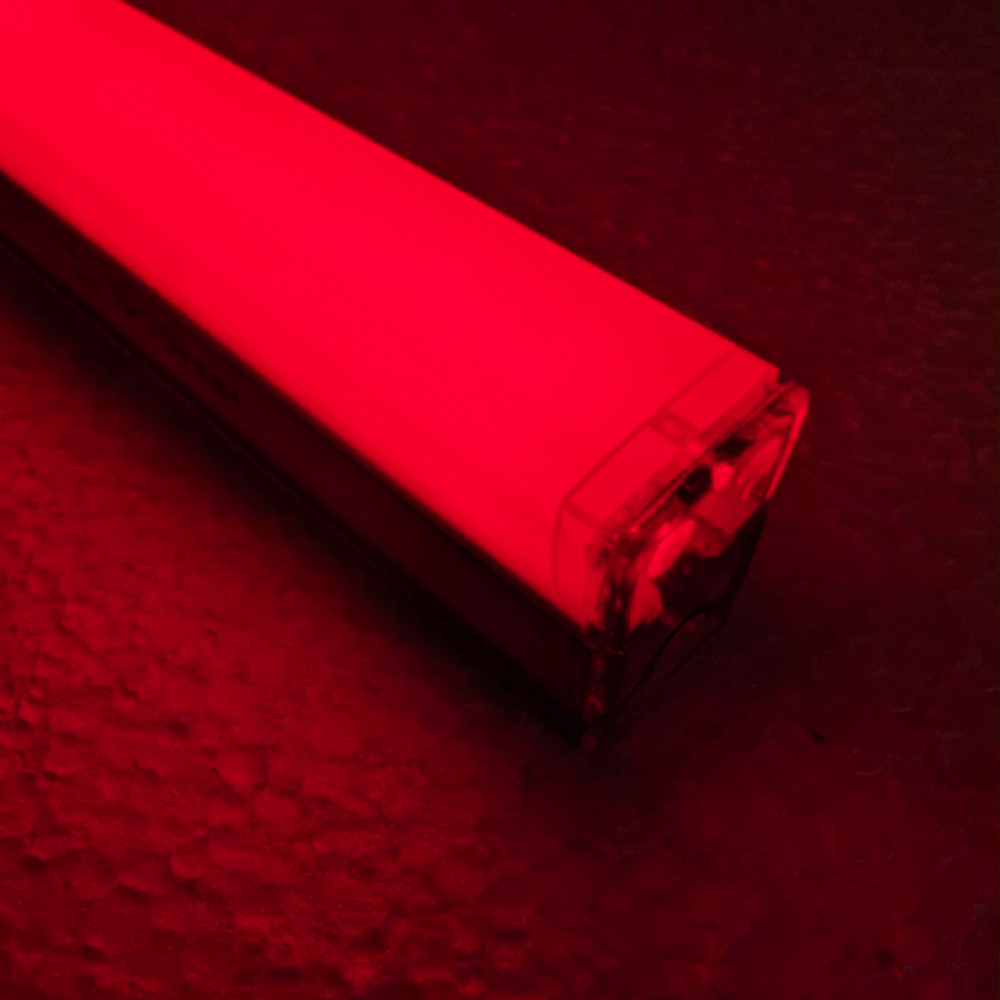 565mm LED Red Tube 6500K