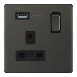 1 Gang 13 Amp Socket with 1 x USB Port SP - Switched - Range Selectric 5M-PLUS Screwless