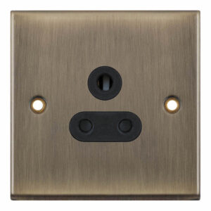5 Amp Round Pin Socket - 3 Pin - Unswitched - Range Selectric 7M-PRO