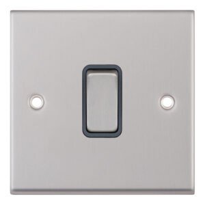 10 Amp Plate Switch - 1 Gang Intermediate - X-Rated - Range Selectric 7M-PRO